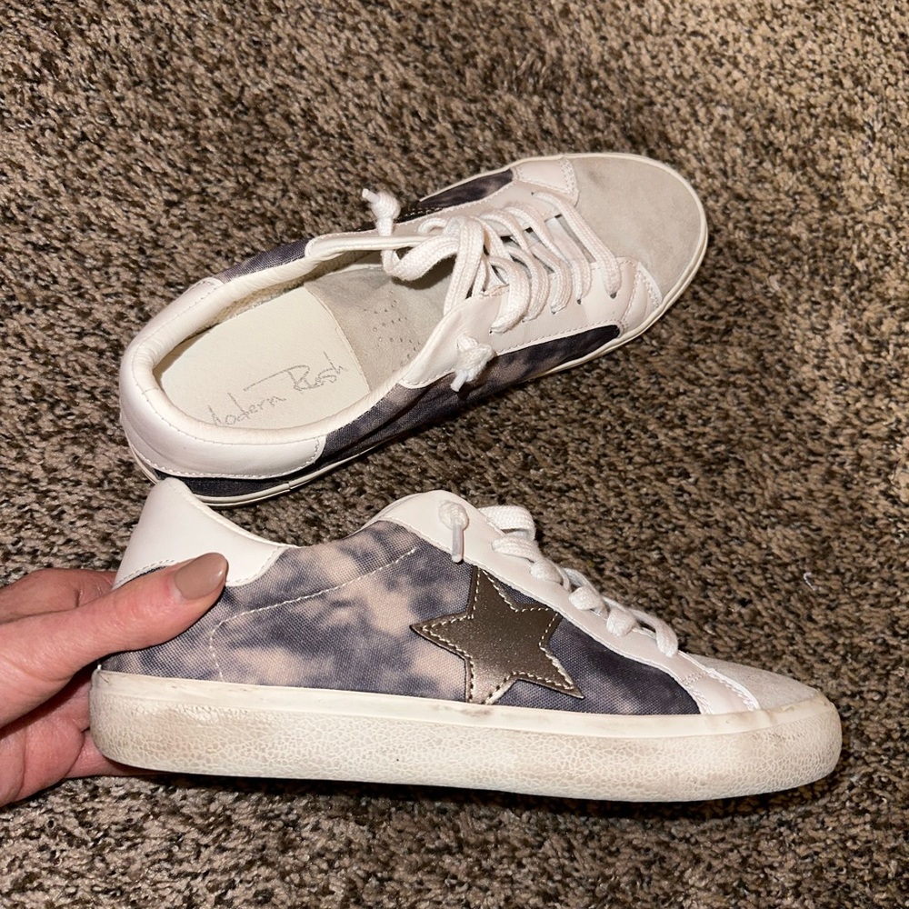 Star Sneakers